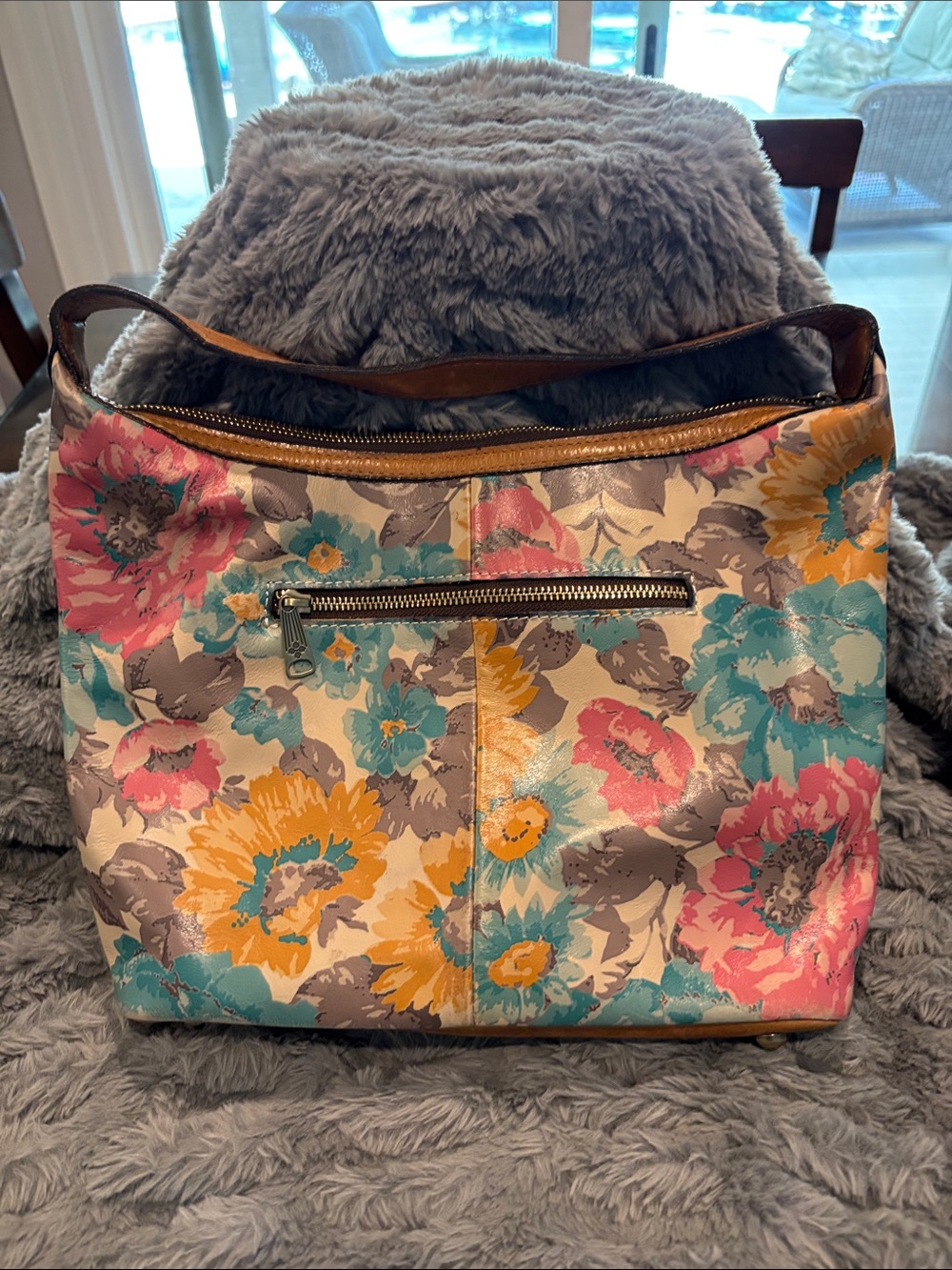 Patricia Nash Floral Multicolor Shoulder Bag with Tan Leather Trim - Picture 4 of 12